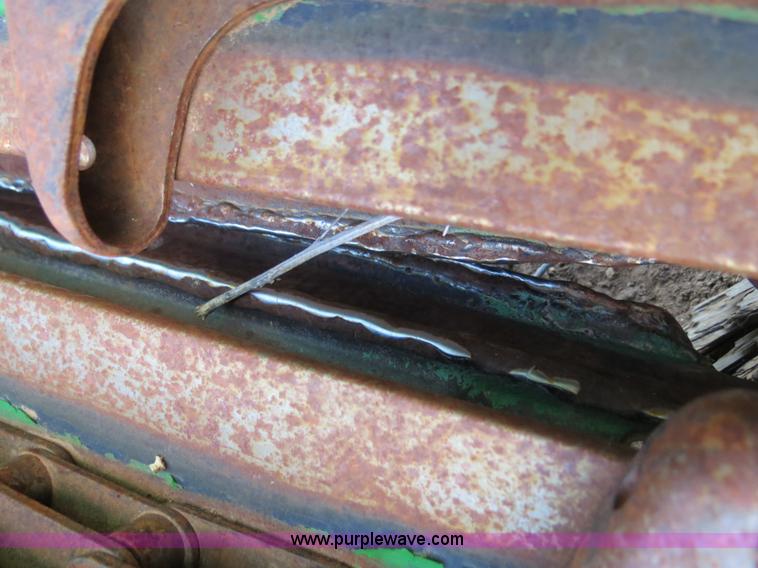 image for item C9671 John Deere 844 8 row corn head