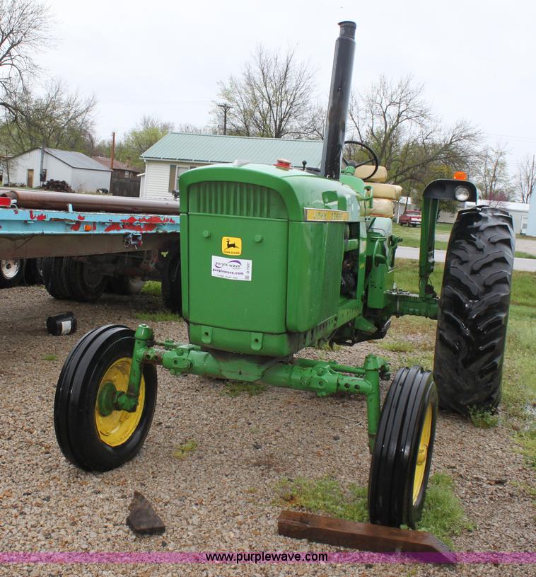 image for item D7507 John Deere 4320 tractor