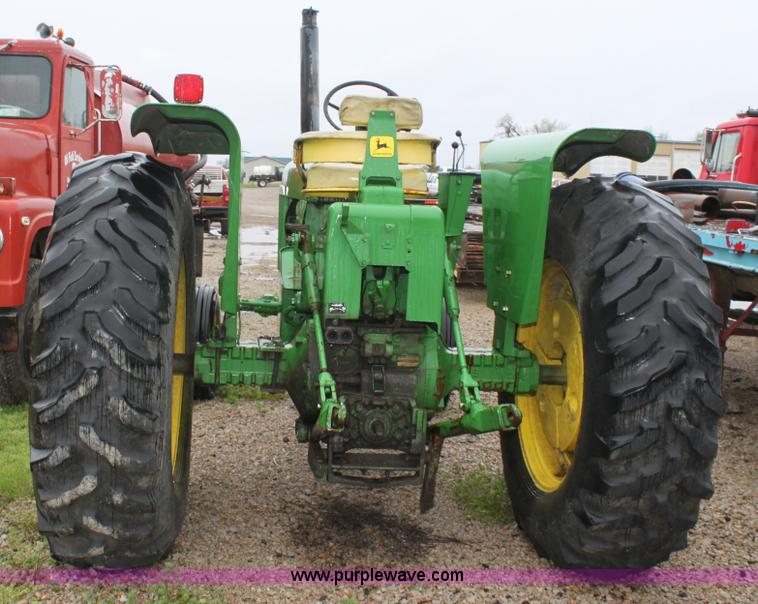 image for item D7507 John Deere 4320 tractor