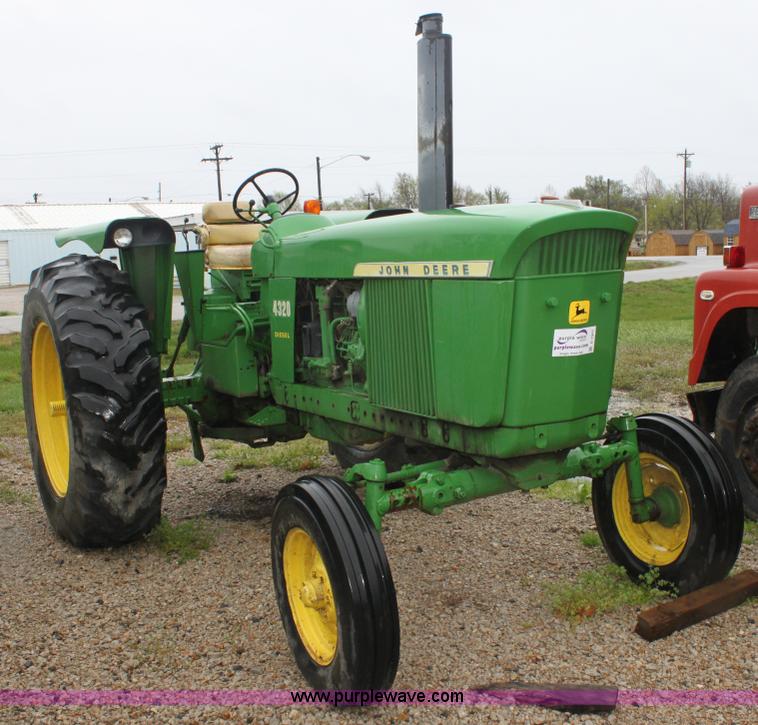 image for item D7507 John Deere 4320 tractor