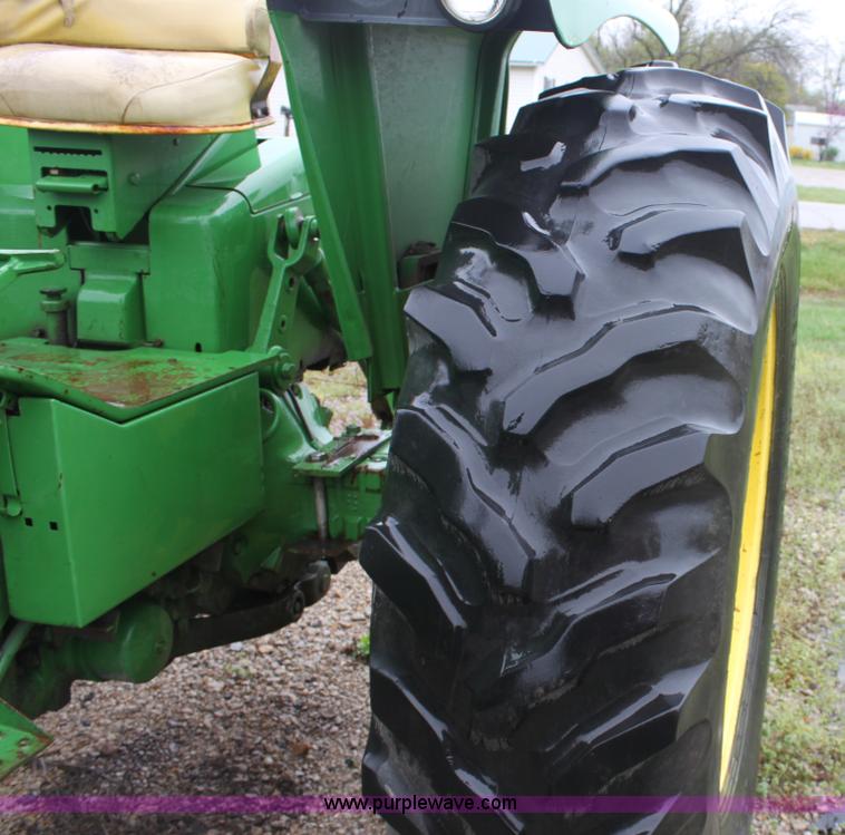 image for item D7507 John Deere 4320 tractor