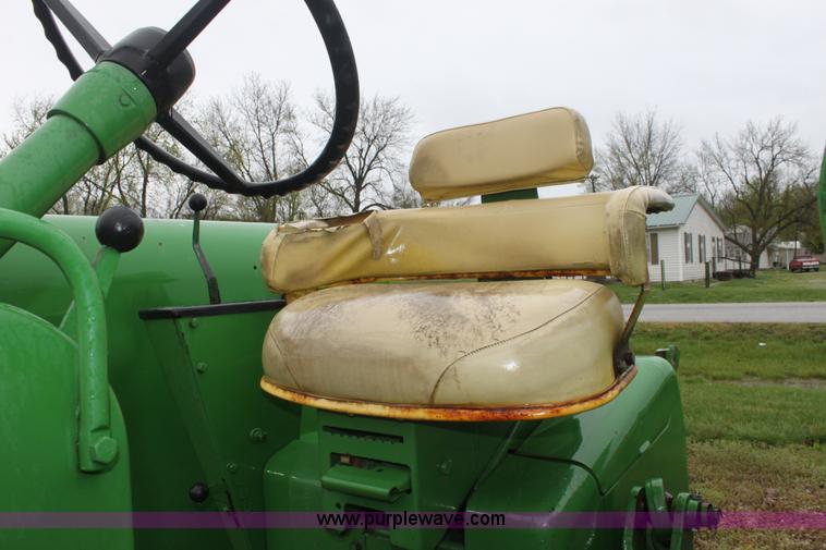 image for item D7507 John Deere 4320 tractor