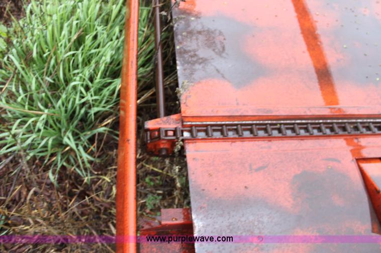 image for item D7536 New Holland Hayliner 278 small square baler