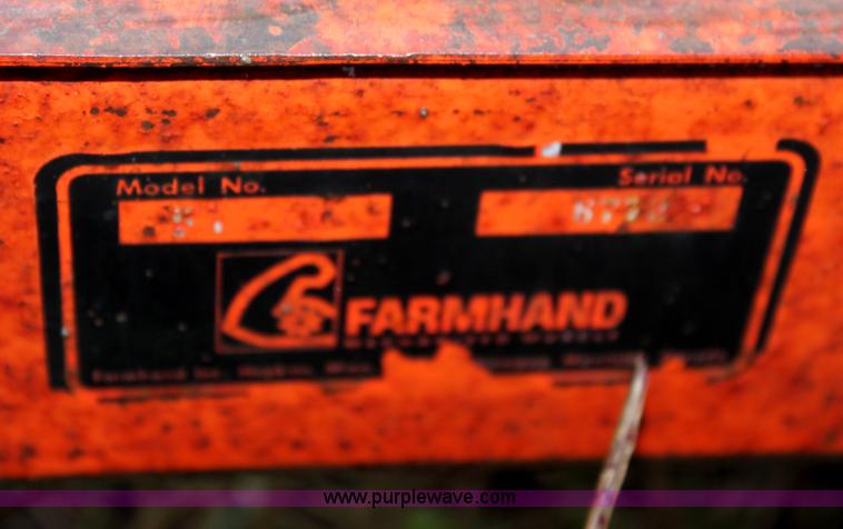 image for item D7536 New Holland Hayliner 278 small square baler