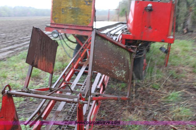 image for item D7537 Hay Monster hay wagon