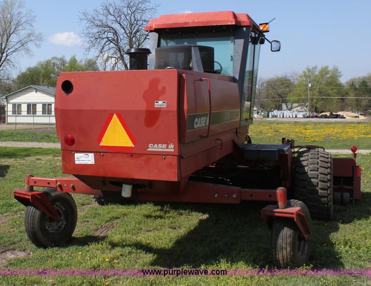 image for item D7573 1999 Case IH 8850 swather