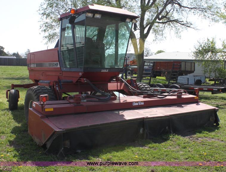 image for item D7573 1999 Case IH 8850 swather
