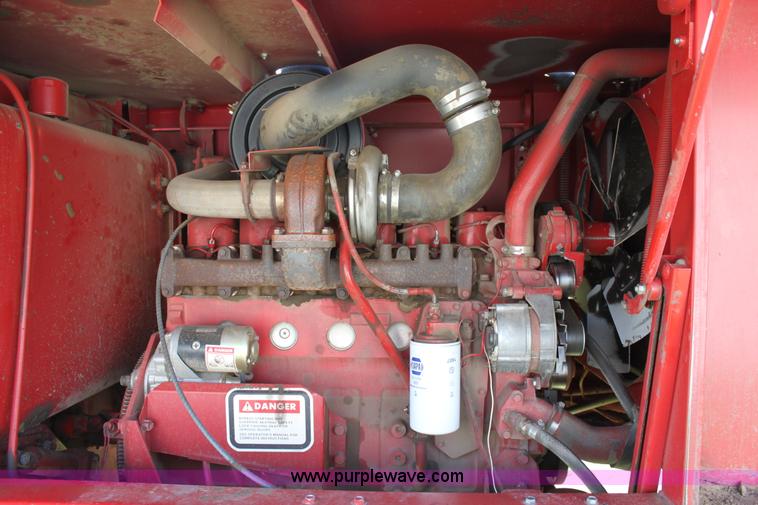 image for item D7573 1999 Case IH 8850 swather