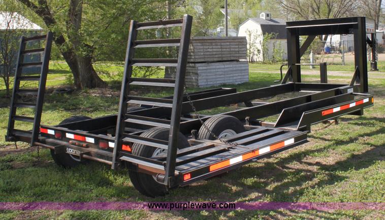 image for item D7574 2003 Donahue EXG160 tandem axle swather trailer