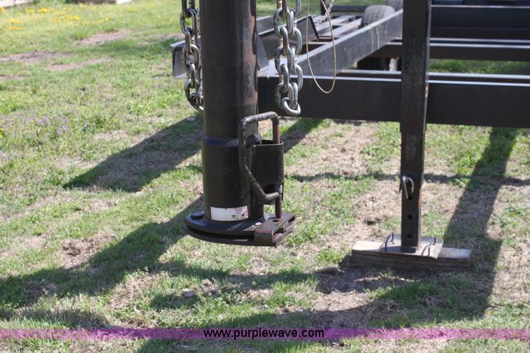 image for item D7574 2003 Donahue EXG160 tandem axle swather trailer