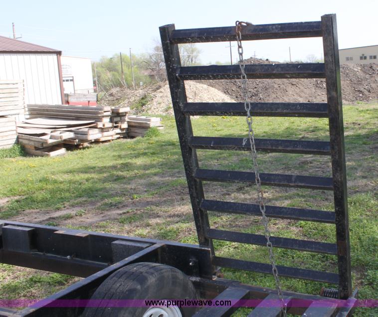 image for item D7574 2003 Donahue EXG160 tandem axle swather trailer