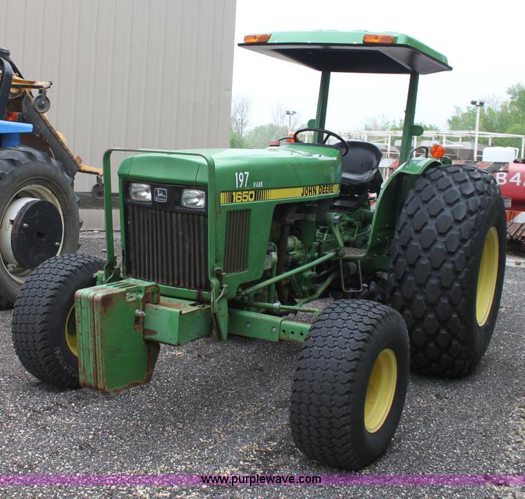 image for item D7671 John Deere 1650 tractor