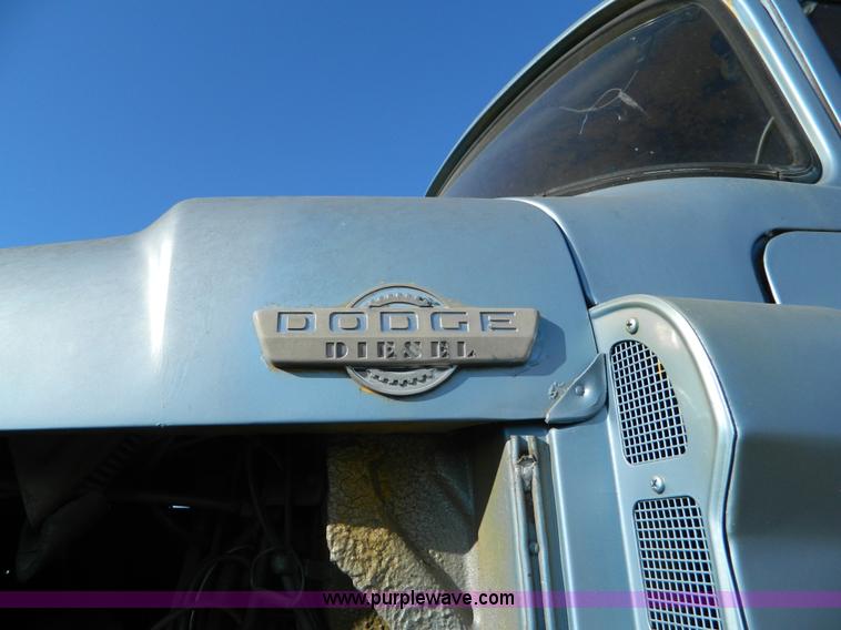 image for item E9486 1975 Dodge military truck