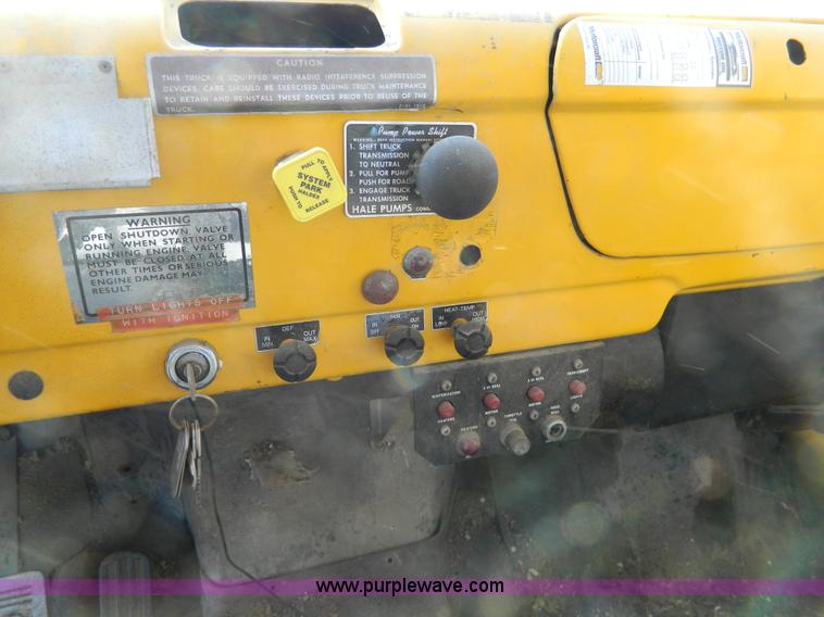 image for item E9486 1975 Dodge military truck