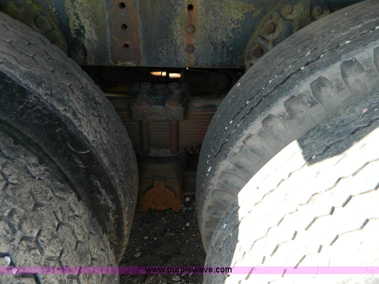 image for item E9486 1975 Dodge military truck