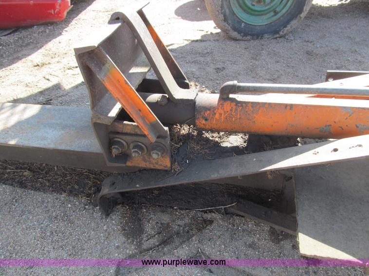 image for item G9441 Hydrualic log splitter
