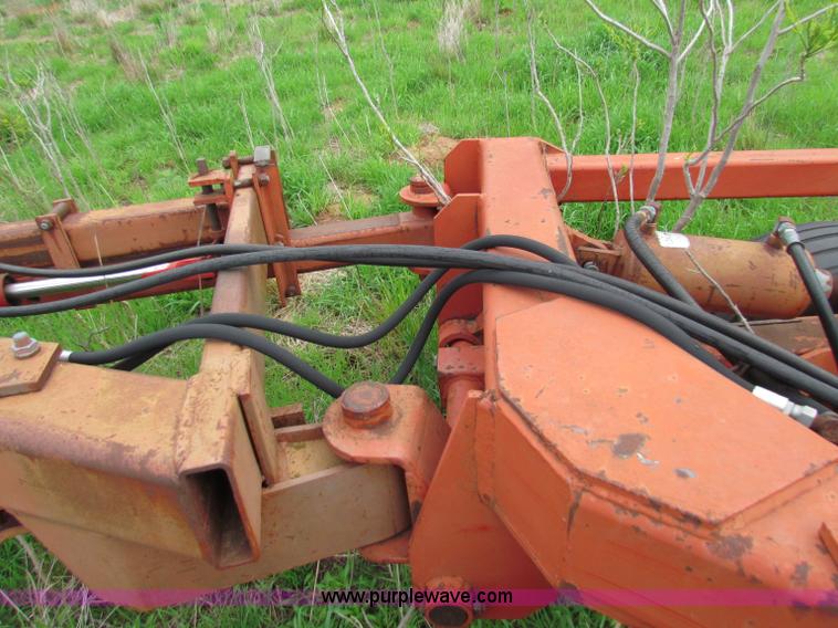 image for item N9047 Wil-Rich 2900MR 10 bottom plow