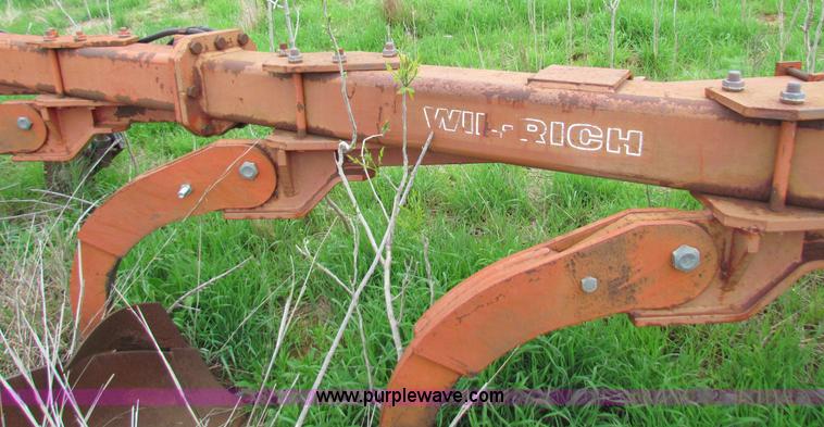 image for item N9047 Wil-Rich 2900MR 10 bottom plow
