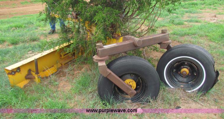 image for item N9049 Coontz 10' leveling blade