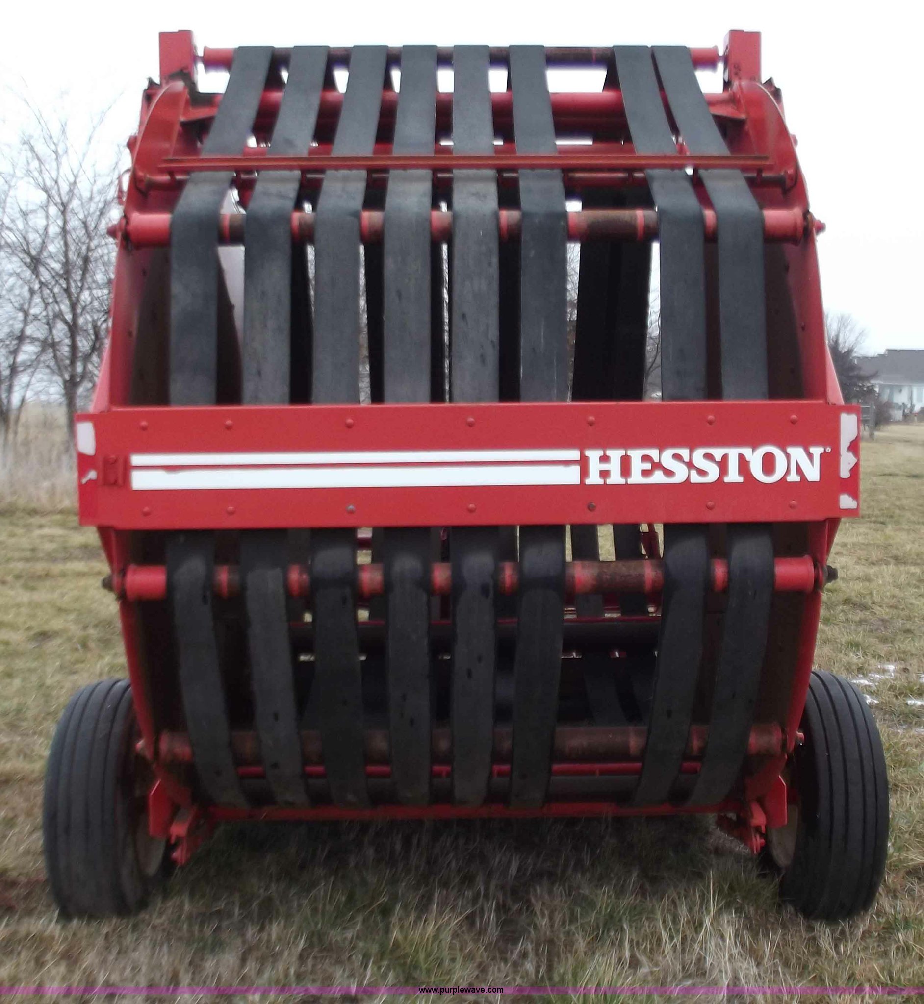 Hesston 5800 round baler in Pleasant Hill, MO Item B6248 sold