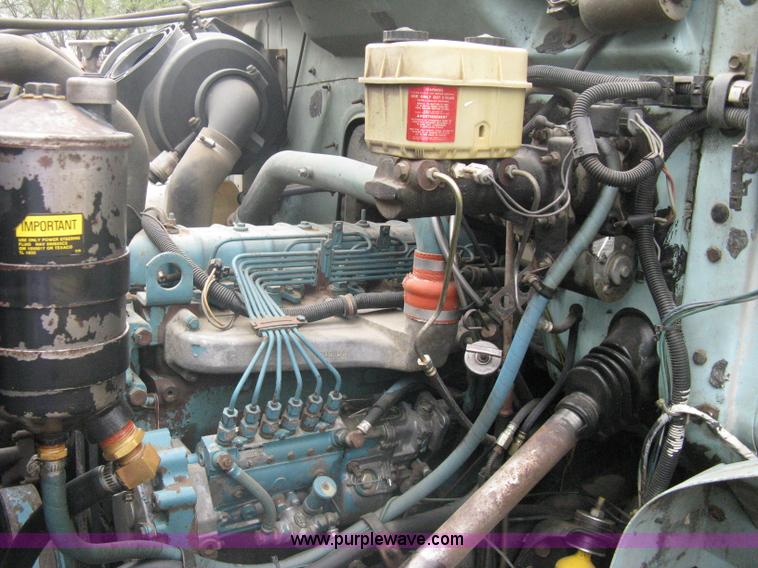 image for item A6151 1990 International 4700 dump truck