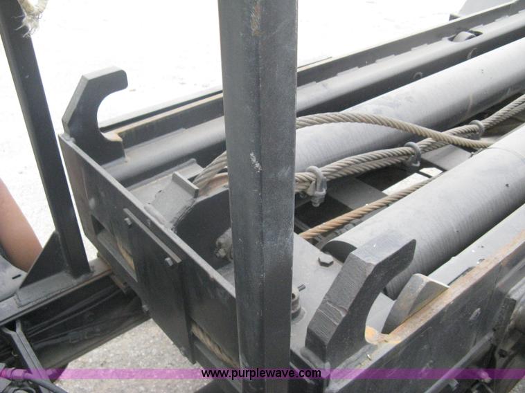 image for item A6153 1989 Mack R688ST tandem axle roll off truck