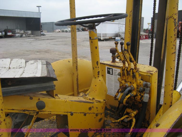 image for item A6159 Massey-Ferguson MF204 forklift