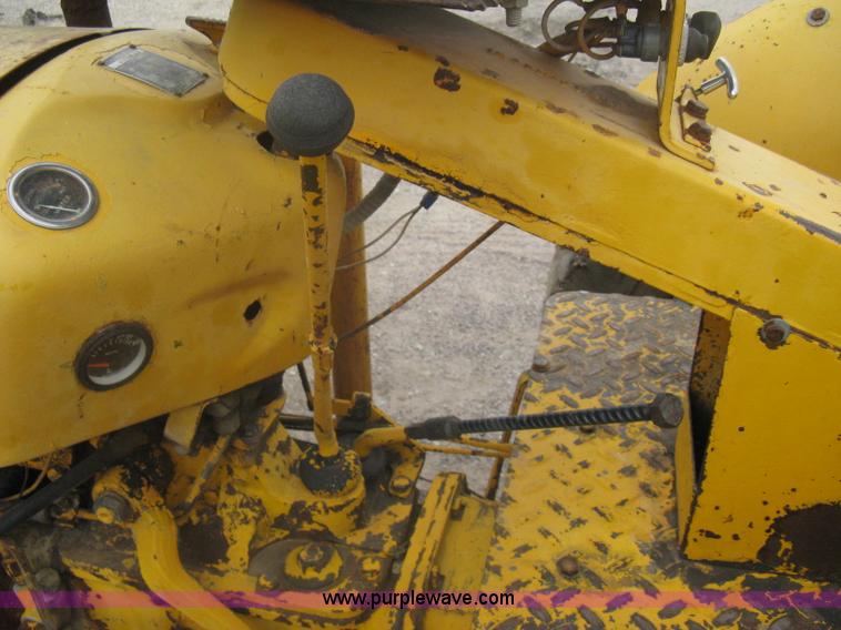 image for item A6159 Massey-Ferguson MF204 forklift