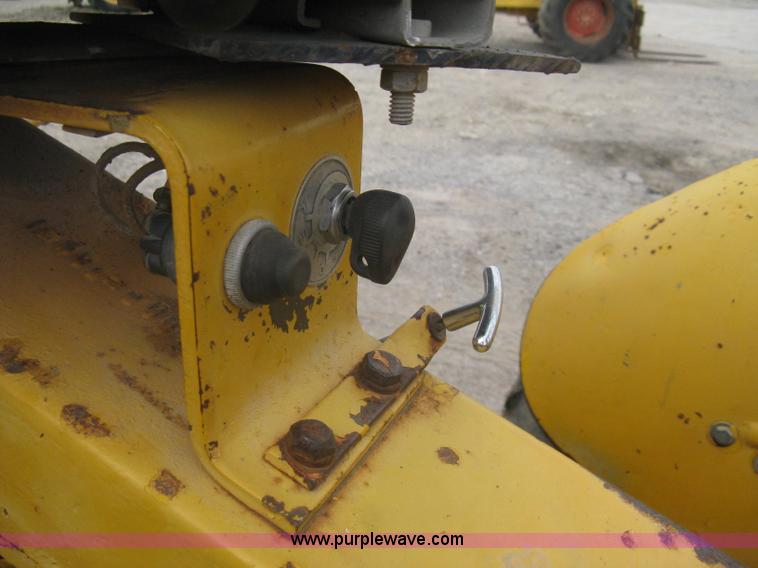 image for item A6159 Massey-Ferguson MF204 forklift