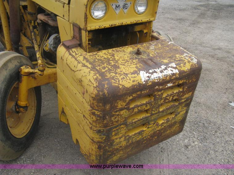 image for item A6159 Massey-Ferguson MF204 forklift