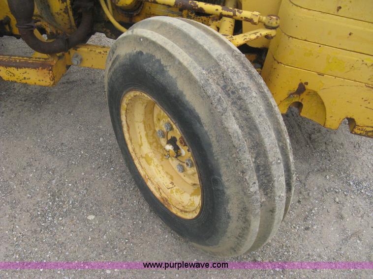 image for item A6159 Massey-Ferguson MF204 forklift