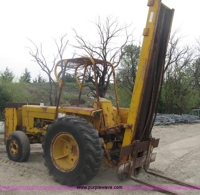 image for item A6163 Harlo P forklift