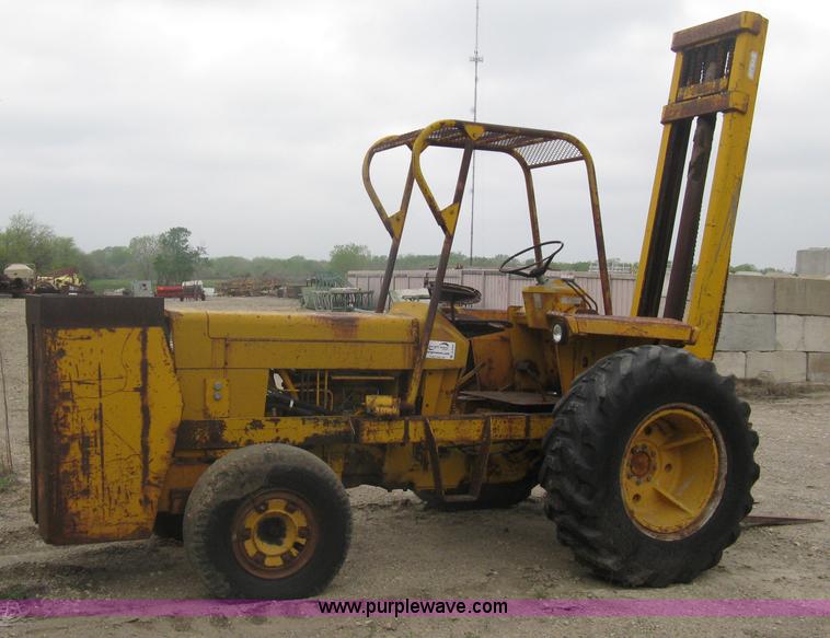 image for item A6163 Harlo P forklift