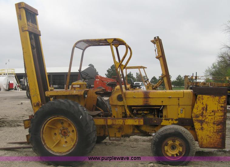 image for item A6163 Harlo P forklift