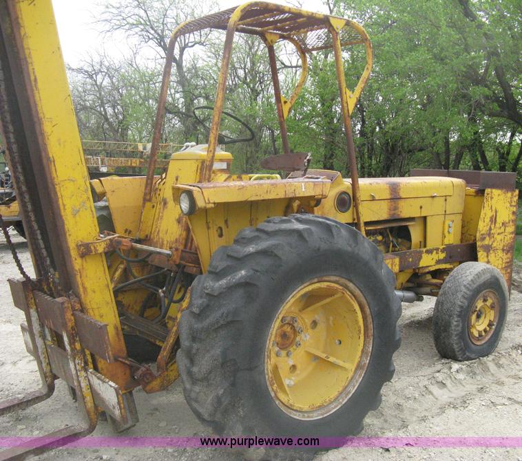 image for item A6163 Harlo P forklift