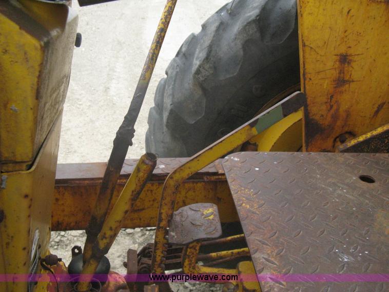 image for item A6163 Harlo P forklift