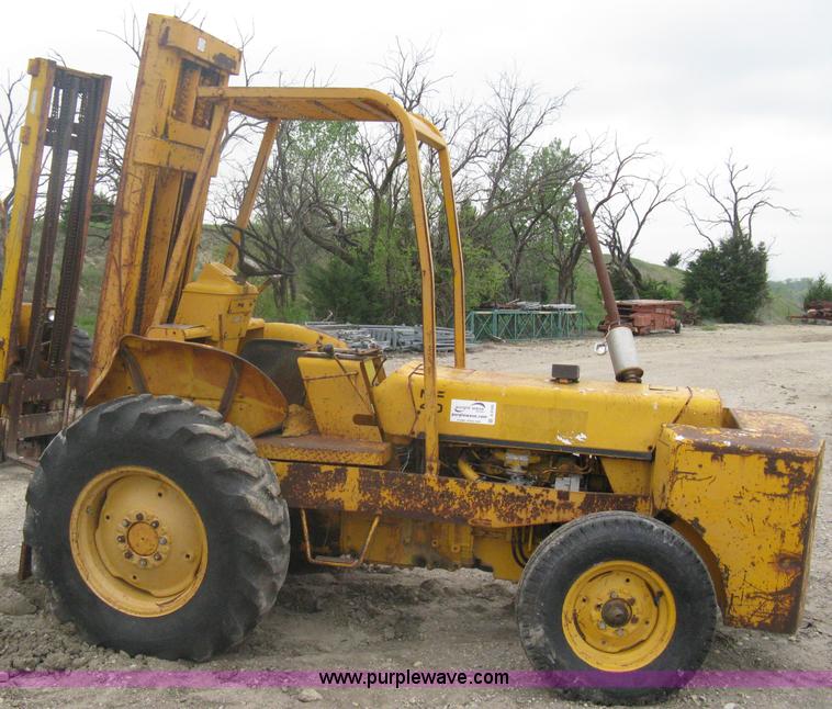 image for item A6165 Massey-Ferguson 40G forklift
