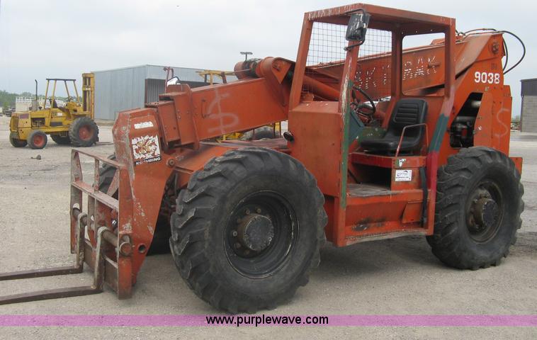image for item A6176 SkyTrak 9038 telehandler
