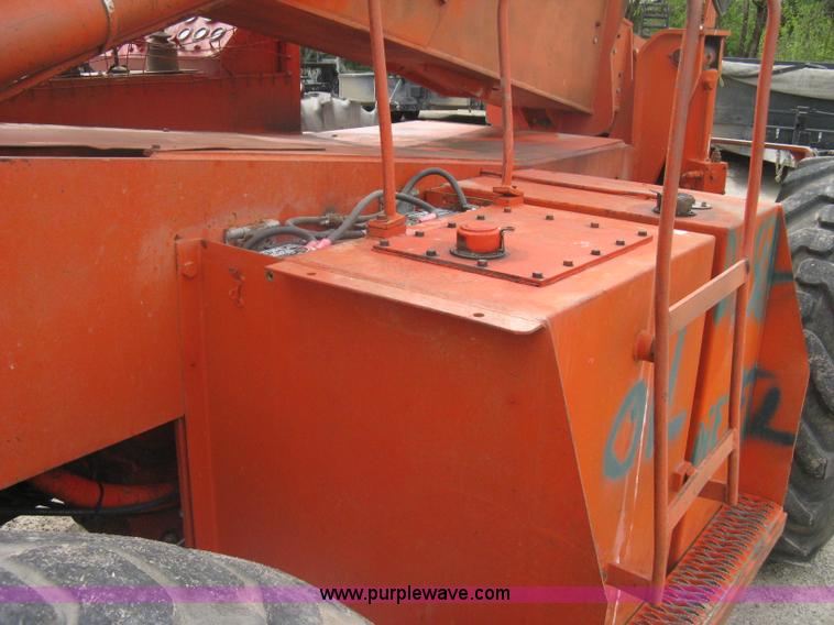 image for item A6176 SkyTrak 9038 telehandler