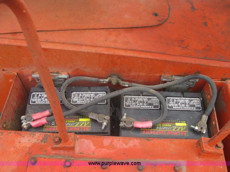 image for item A6176 SkyTrak 9038 telehandler