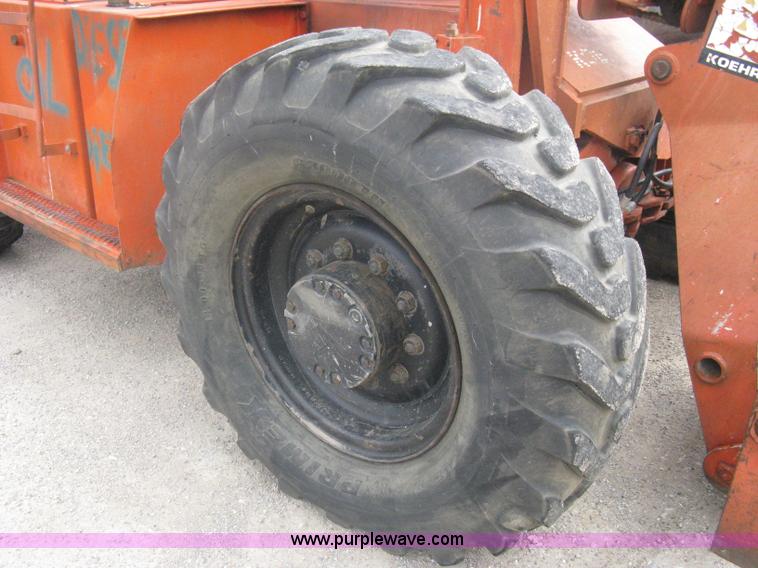 image for item A6176 SkyTrak 9038 telehandler