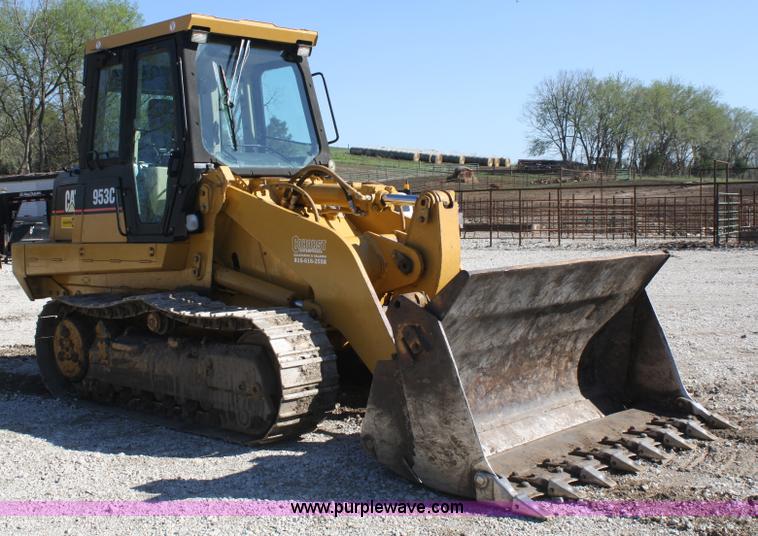 image for item A6777 2002 Caterpillar 953C track loader