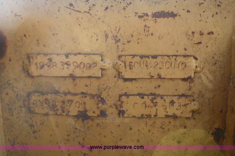 image for item A6777 2002 Caterpillar 953C track loader