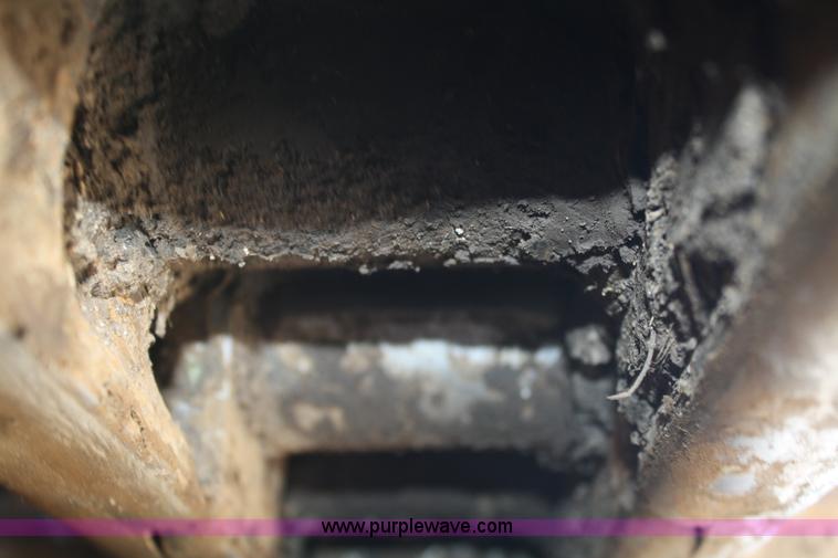 image for item A6777 2002 Caterpillar 953C track loader