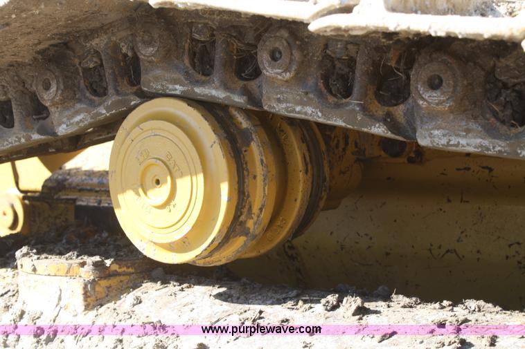 image for item A6777 2002 Caterpillar 953C track loader