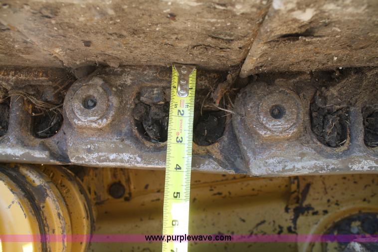 image for item A6777 2002 Caterpillar 953C track loader