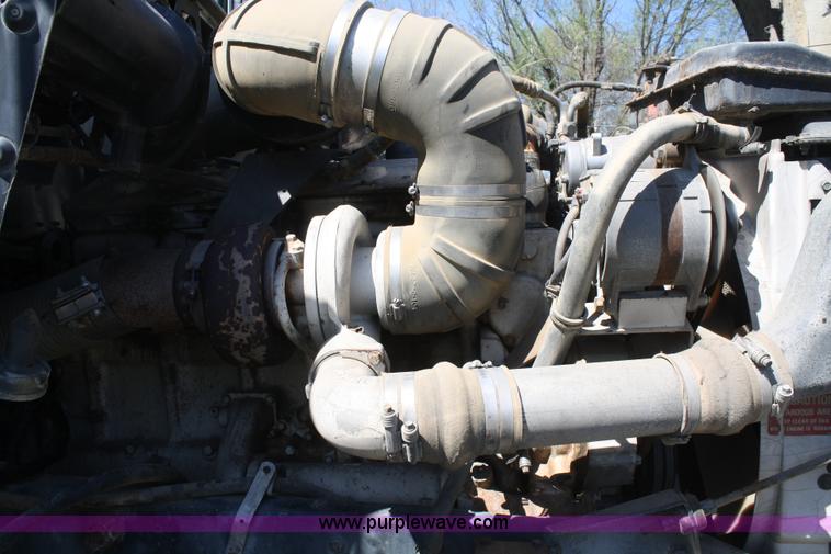 image for item A6778 1988 Kenworth T600 dump truck