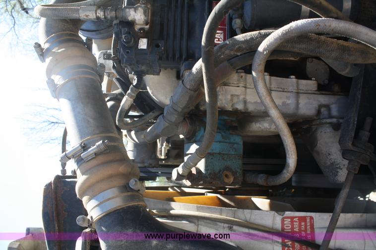 image for item A6778 1988 Kenworth T600 dump truck