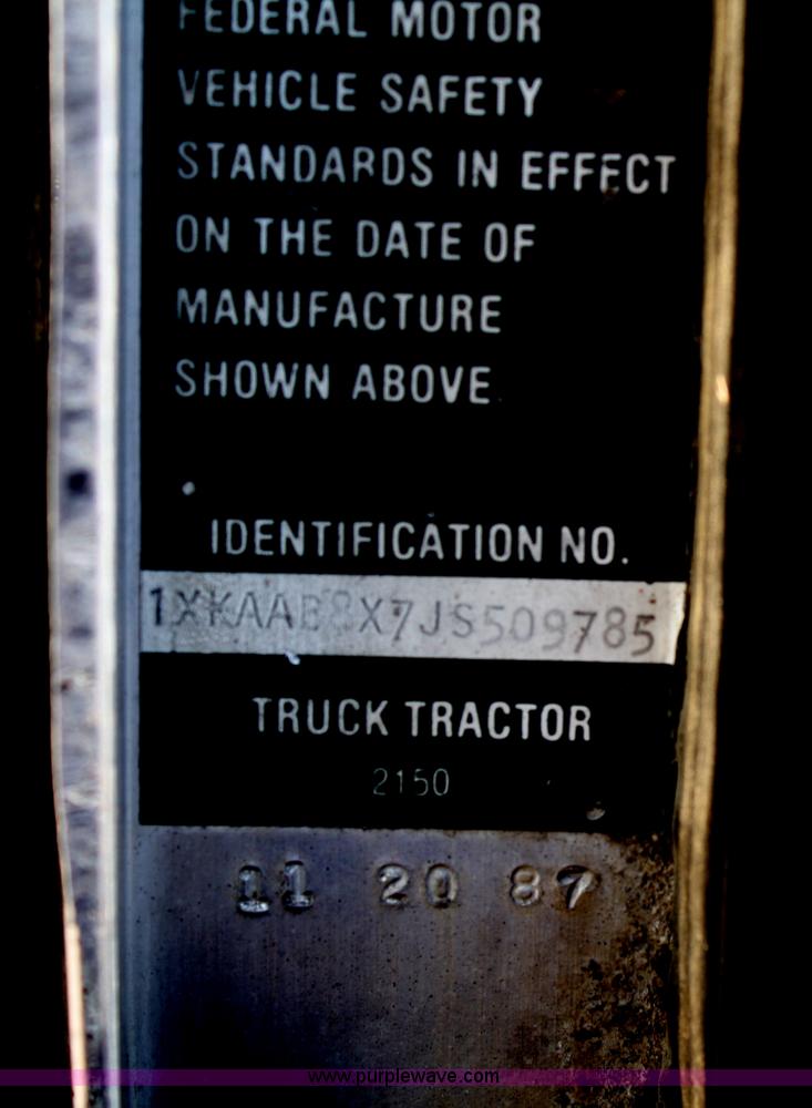 image for item A6778 1988 Kenworth T600 dump truck