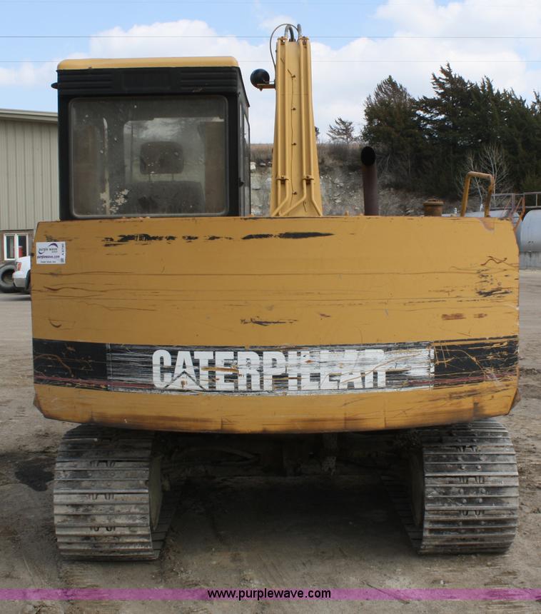 image for item A6790 1993 Caterpillar E70B mini excavator
